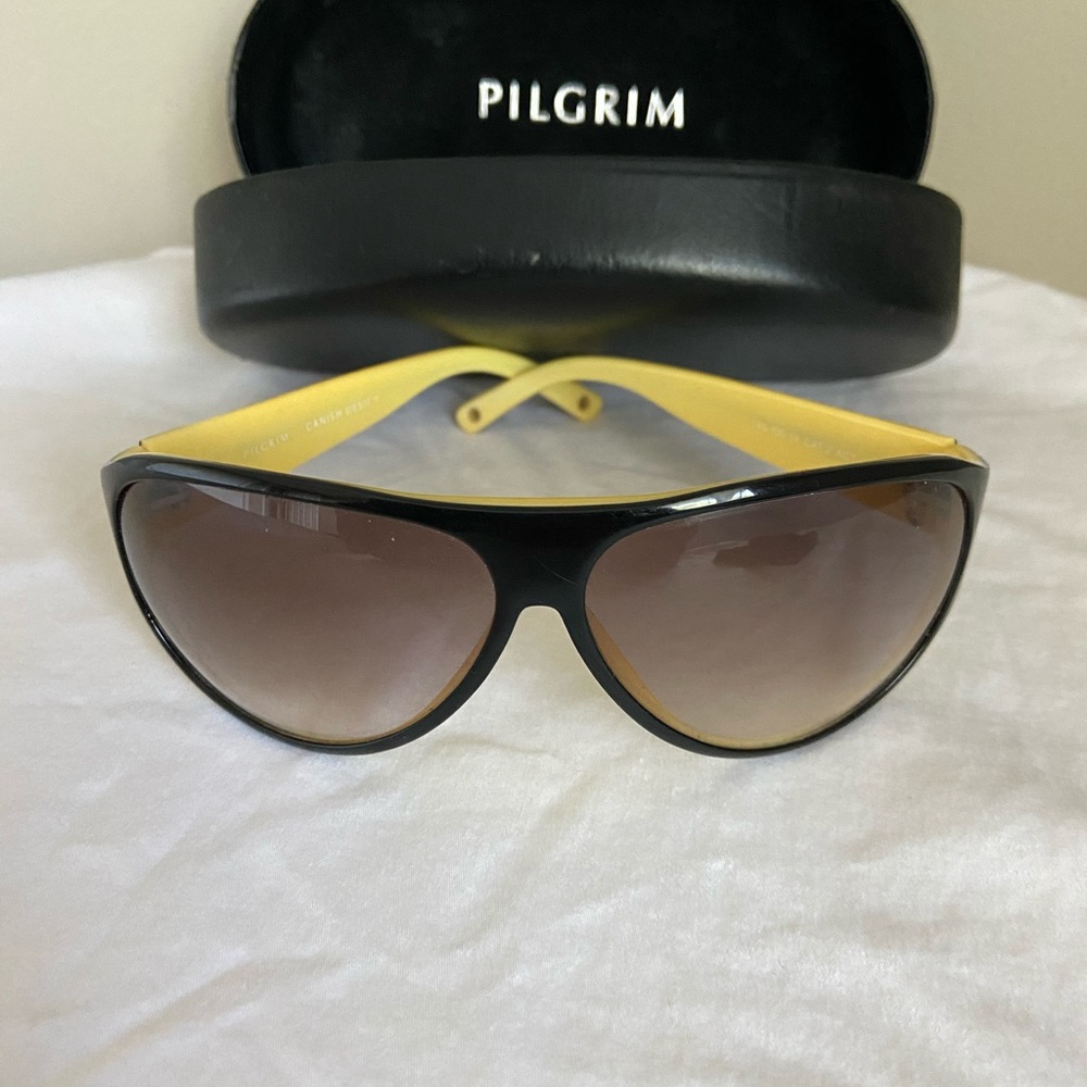Pilgrim sunglasses